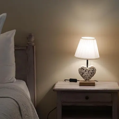 Mas Des Marguerites Bed & Breakfast 3*